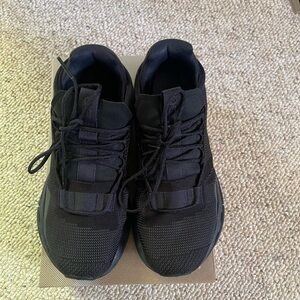 Black Athletic Women Shoes